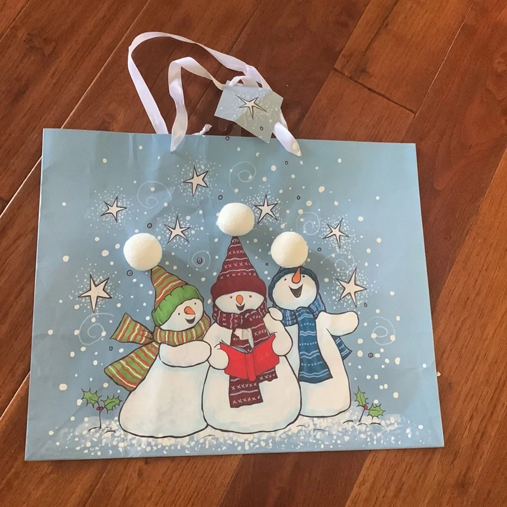 CHRISTMAS GIFT BAG BUNDLE 25+ Bags Gift Tags & Tissue All Sizes